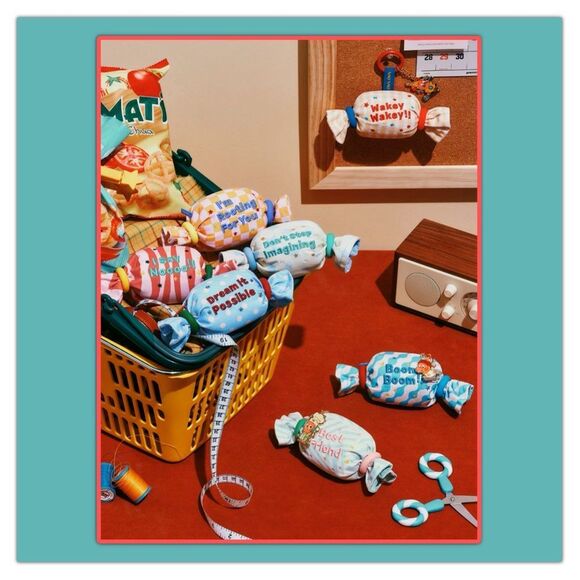 Twinkle Twinkle Be a Little Star Series Mini Bag Pendant Little King - Picture 10 of 16